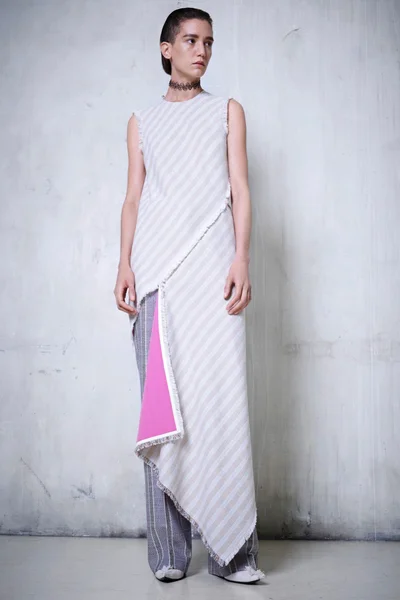 Look 2